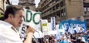 marioalmironenlatribuna-500-max